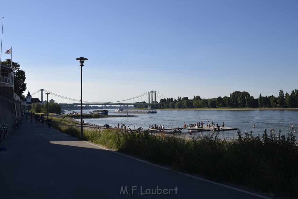 PRhein Koeln Rodenkirchen Uferstr P009.JPG - Miklos Laubert